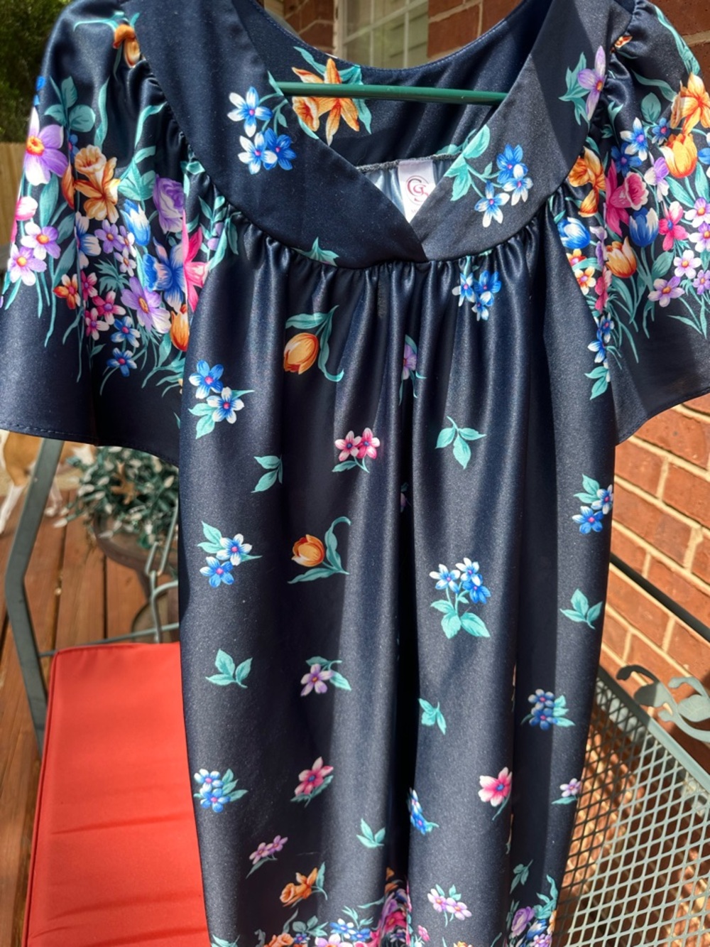 Women’s Robe or Lounge Wear, Navy Floral, Medium - Picture 2 of 3